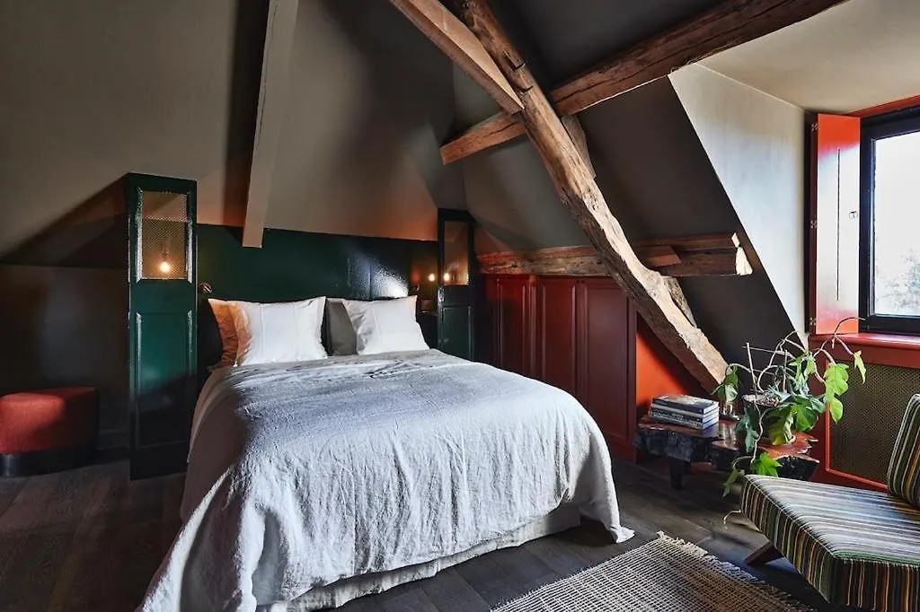 Maison Fred Luxury Suites-1
